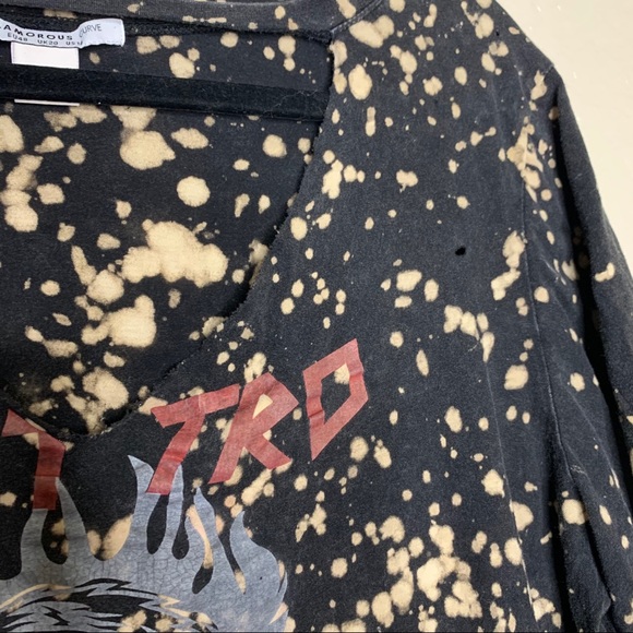 Hand Bleached Graphic Tee V Neck Key Hole - DIY Size 16 - Picture 7 of 10